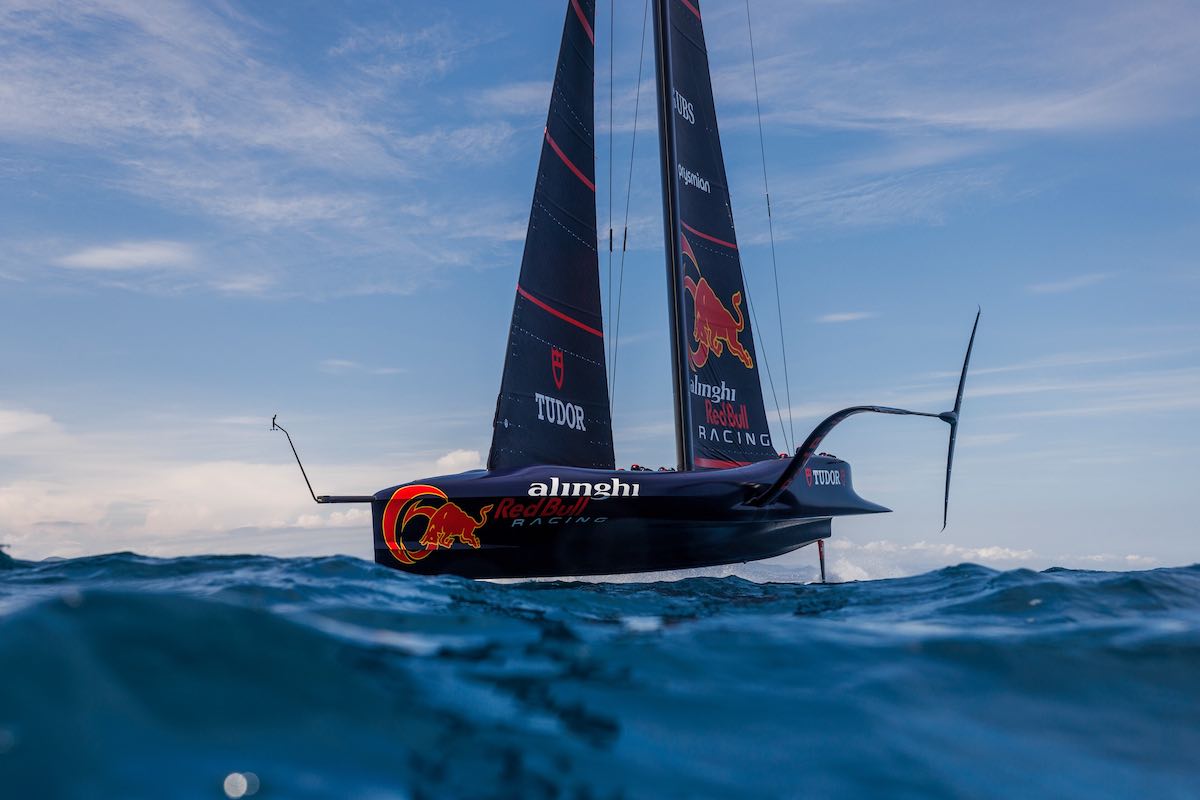 Louis Vuitton 37th America's Cup poster