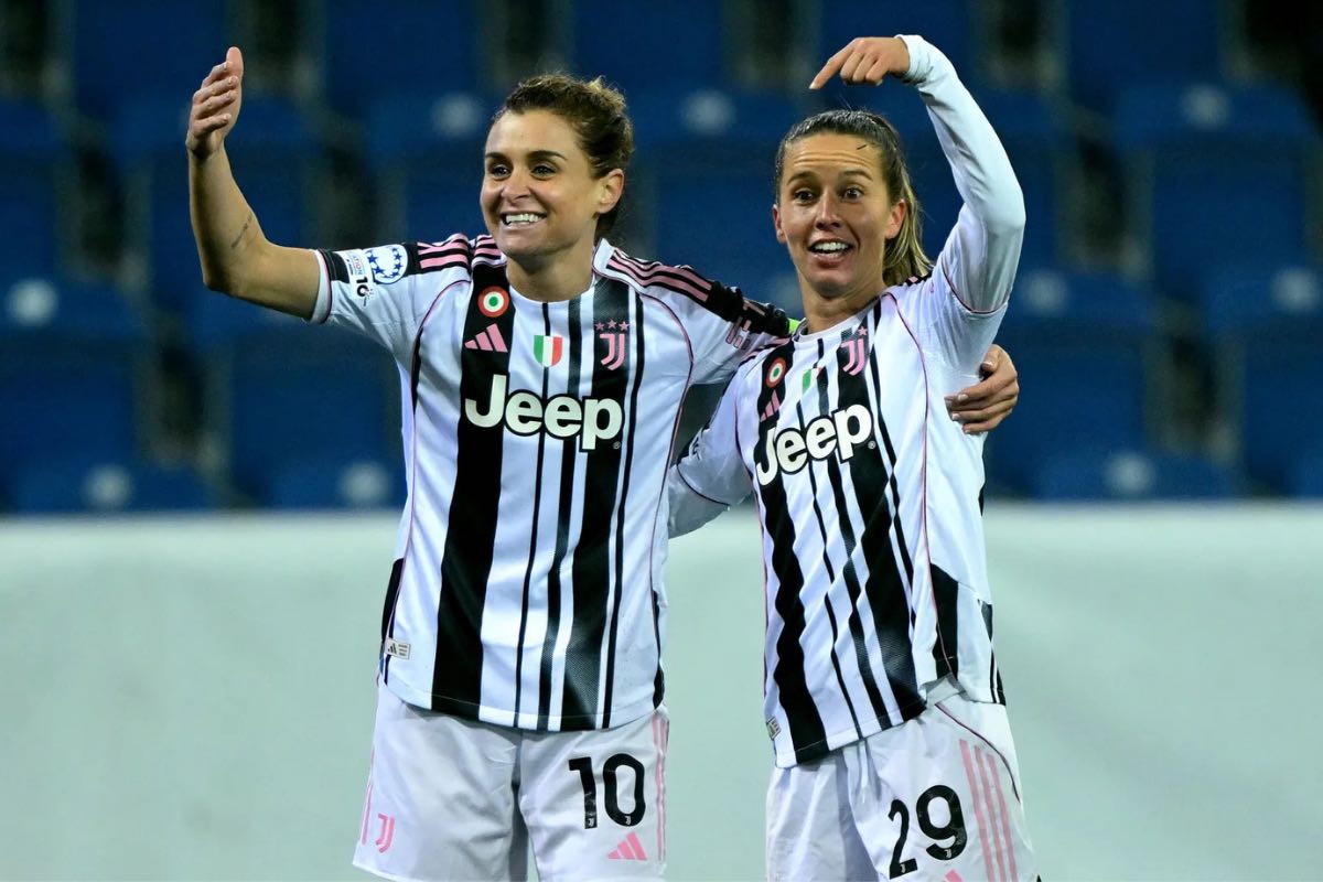 UEFA Women's Champions League - Quarter Finals Return Leg poster